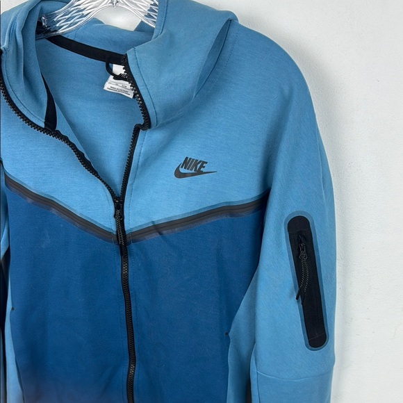 Nike Blue Zip-Up Hoodie - Picture 2 of 6